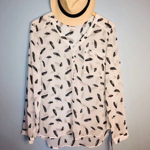 L White Henley Blouse w/ Black Feather Print NWT